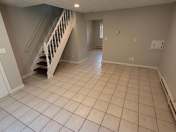 3rd image of 7 Belmont St #B