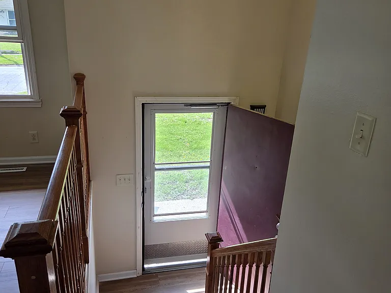 2413 E 42nd St — Photo 3