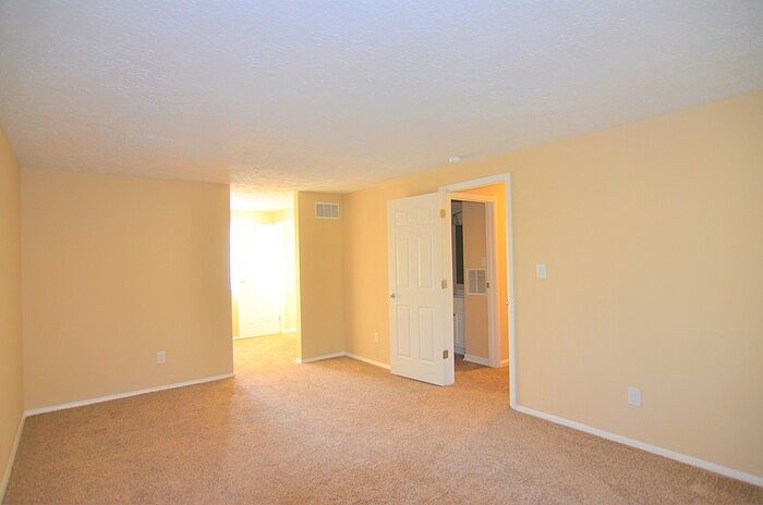 1st image of 10418 Starview Ct