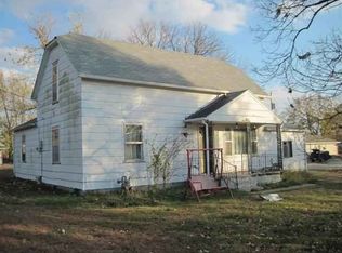 1010 Tower St, Clinton, MO 64735