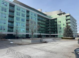 60 Fairfax Cres #621, Toronto, ON M1L 0E1