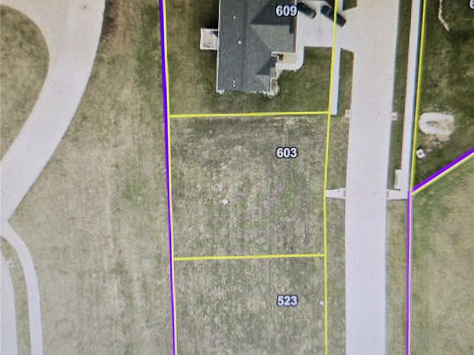 2nd image of 603 Rogers Ln