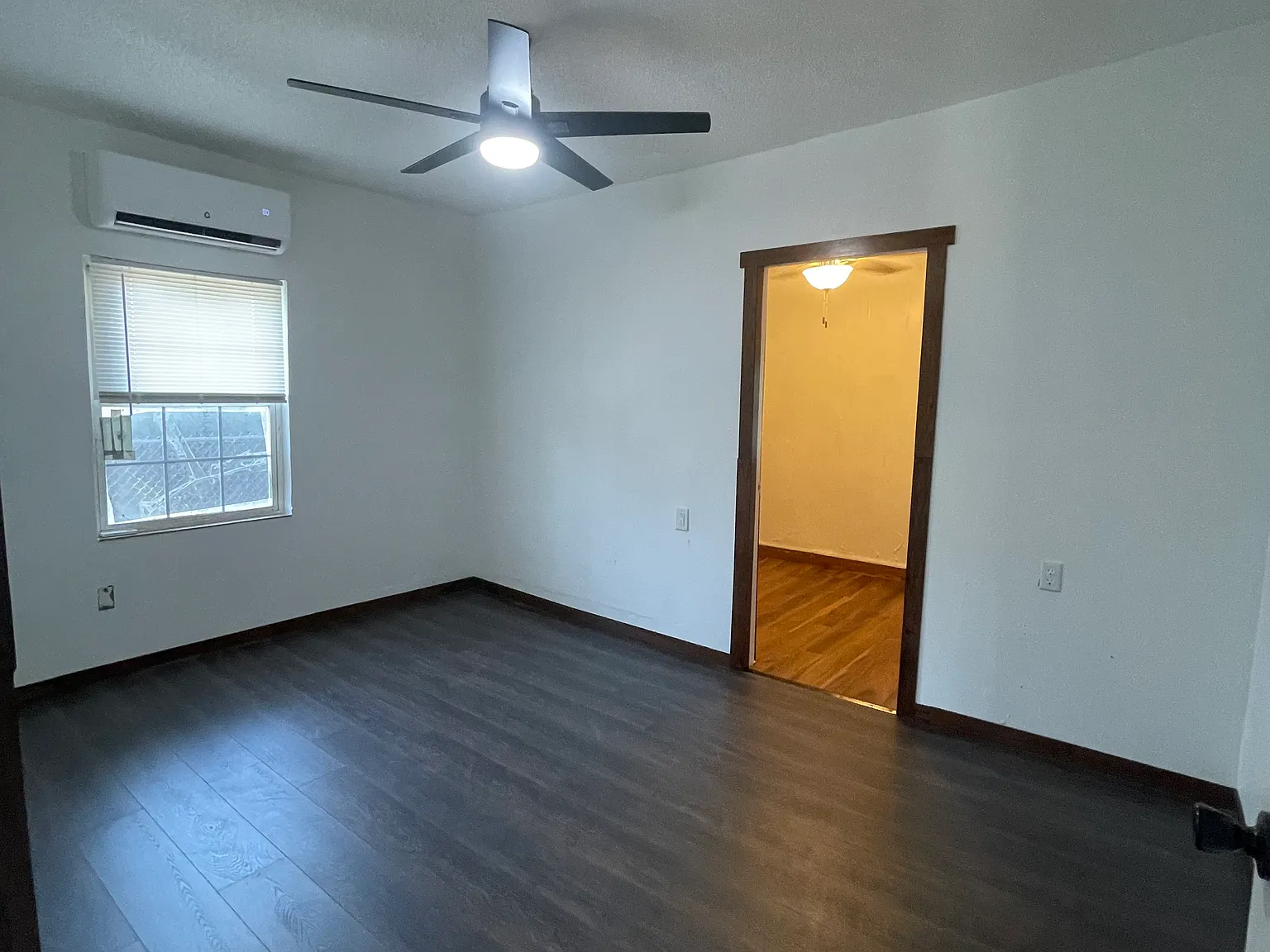 221 S Philadelphia Ave — Photo 3