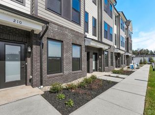 210 Lyla Ln, New Brunswick, NJ