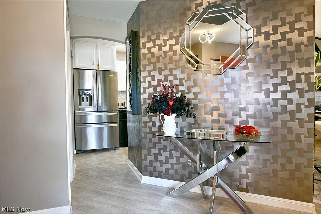3 bed, 2.5 bath, 1942 sqft, $2,800 — Photo 4