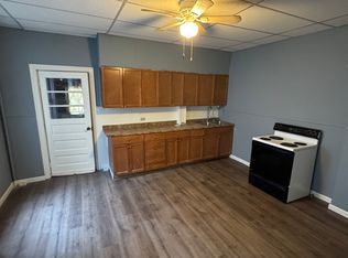 202 S Main St, Taylor, PA 18517