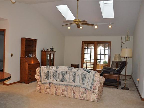 4th image of 1482 Pavey Pl