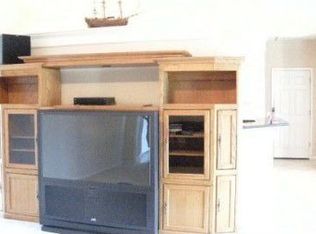 6890 Gaspar Ct, Navarre, FL 32566