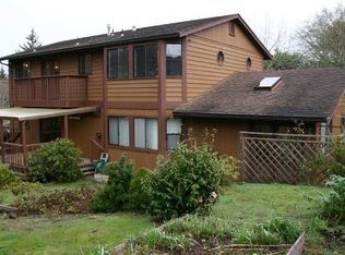 7198 Mountain View Ln, Eureka, CA 95503