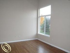 3rd image of 29790 Palmer Ct #1