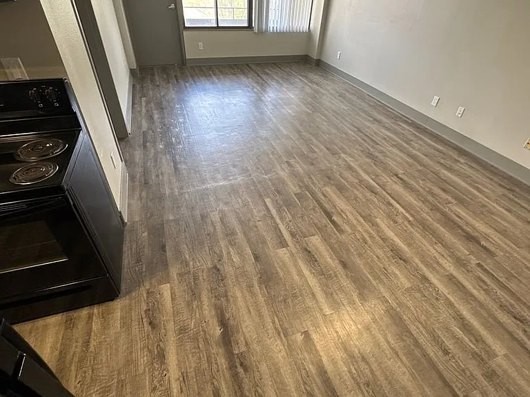 The Village at Gray's Lake Apartments - Des Moines — Photo 49