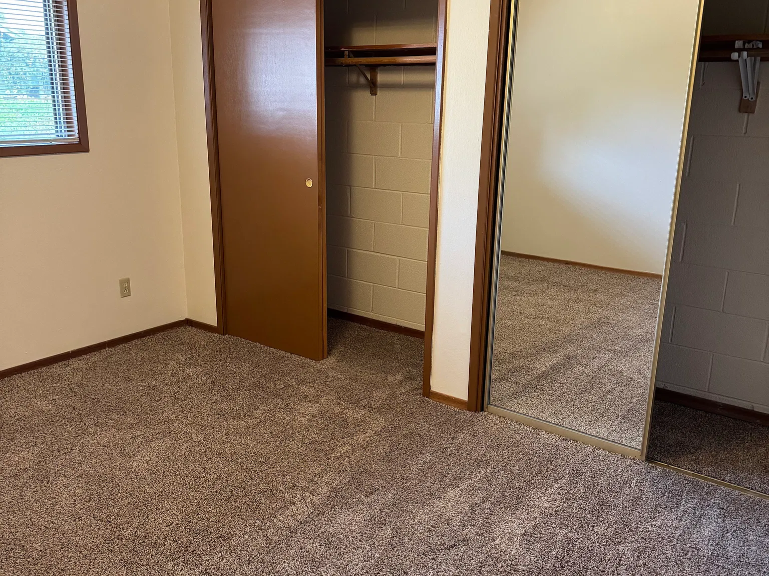 2 bed, $1,600 — Photo 3