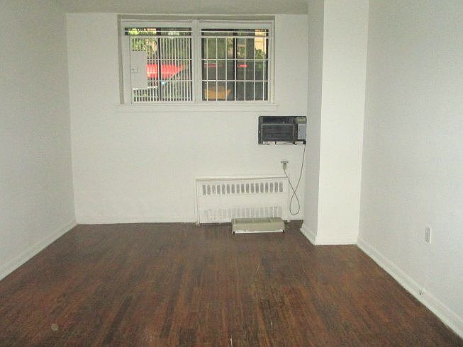 1st image of 100 Sullivan St APT 1I