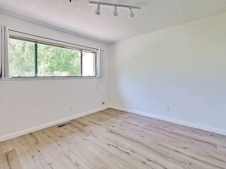 49 Showers Dr #F436 — Photo 41