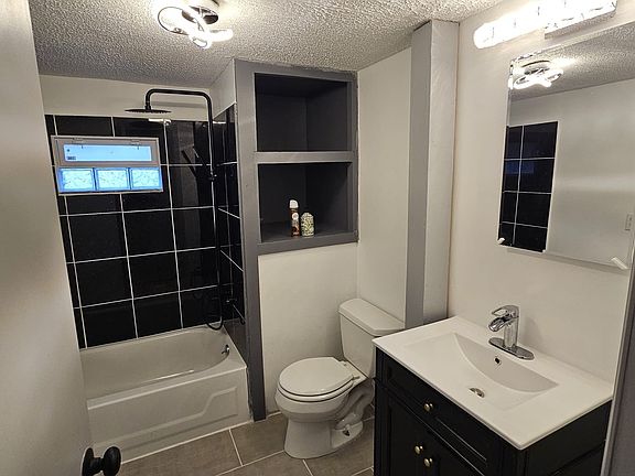 5th image of 8800 Harlem Ave #724