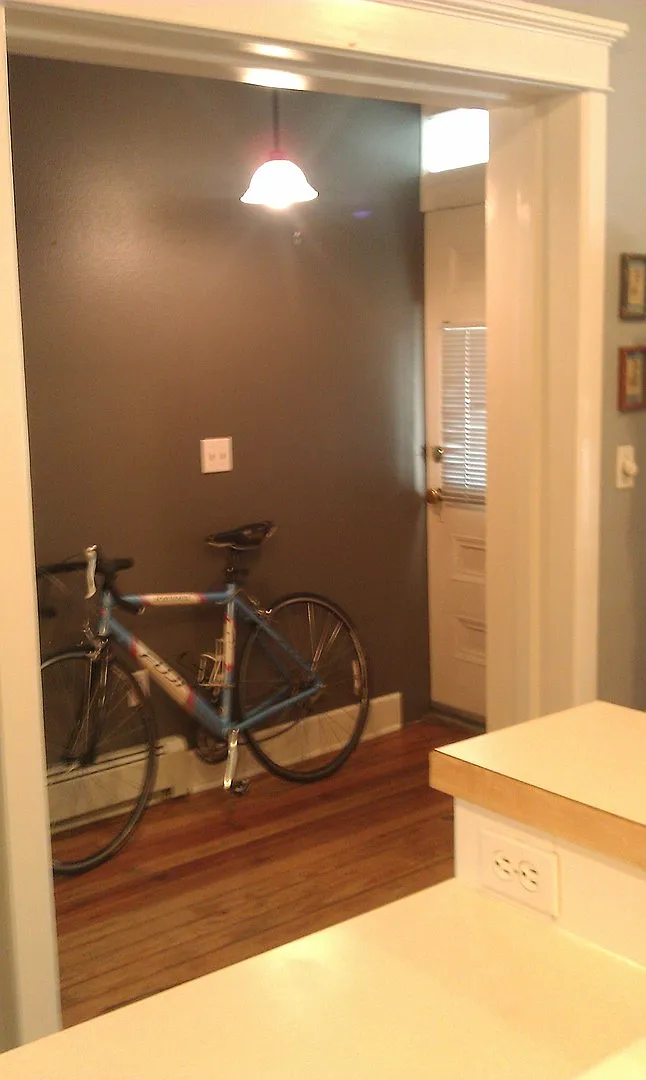 1630 Spruce — Photo 2