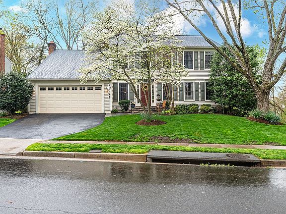 2nd image of 5200 Knoughton Way