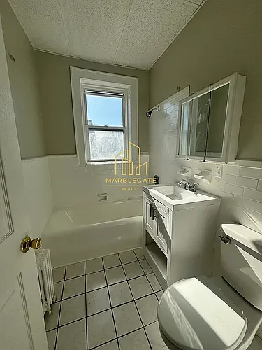 2 Columbia Ave Photo 1
