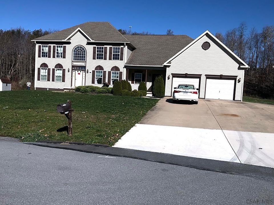 1st image of 230 Laurel Dr