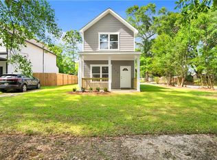 250 4th Ave, Chickasaw, AL 36611