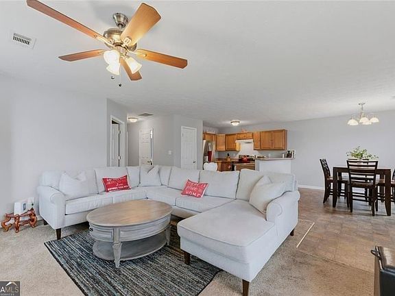 3rd image of 2341 Glebe Ct