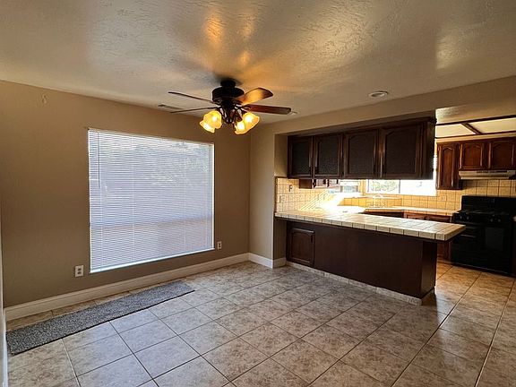 2nd image of 3831 W Monte Vista Ave