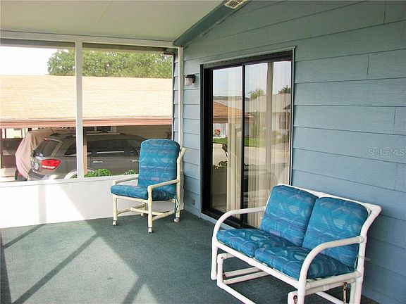 4th image of 2219 Sea Island Cir N