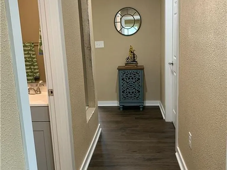 952 Fannin Loop — Photo 8
