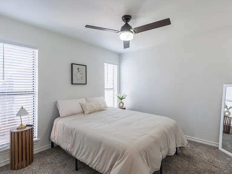 8073 Bonnie Cir — Photo 31