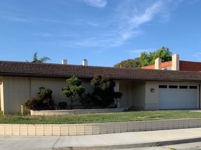 8161 Dartmoor Dr, Huntington Beach, CA, 92646