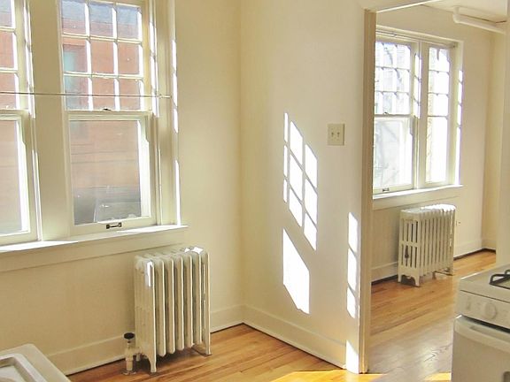 5th image of 1209 N Pennsylvania St APT 5