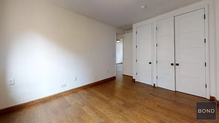 Rented by Bond New York | media 26