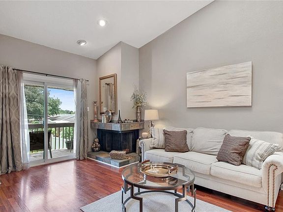 3rd image of 144 Avant Garde Cir Unit 144