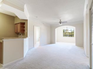 1201 Myrtlewood Cir E, Palm Beach Gardens, FL 33418