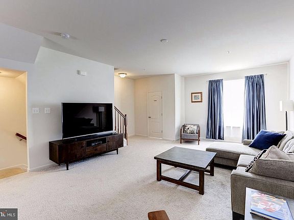 5th image of 12805 Longford Glen Dr