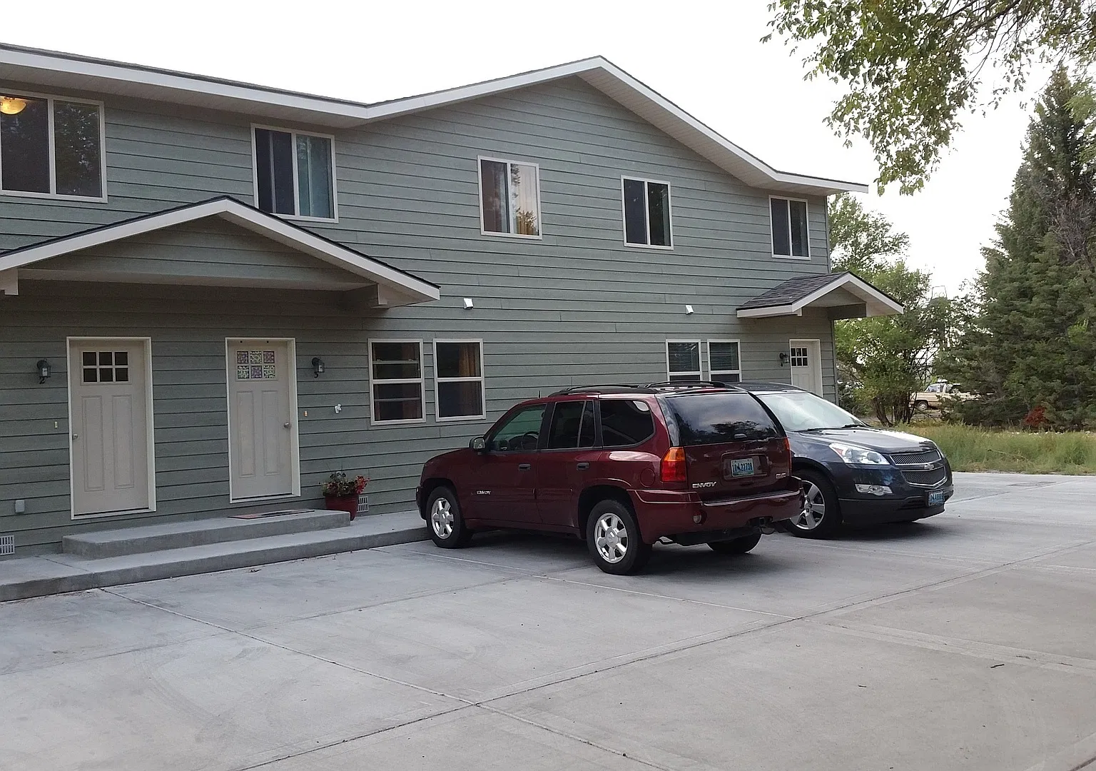 418 W Pershing — Photo 3