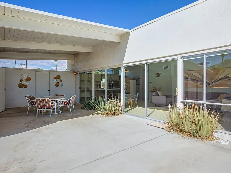 E Spencer Dr — Photo 27