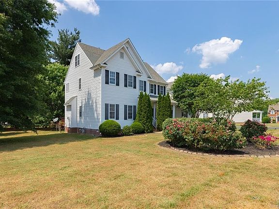 5th image of 8366 Timberlake Green Dr