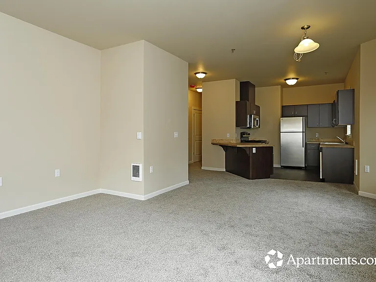 Plumtree Apartments — Photo 45