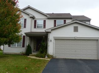 881 Alpine Trl, Aurora, IL 60504