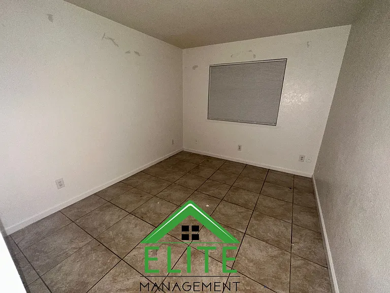 2948 Connie Dr — Photo 12