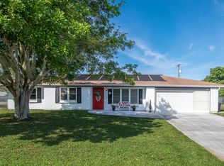 389 SE Gasparilla Ave, Port Saint Lucie, FL 34983