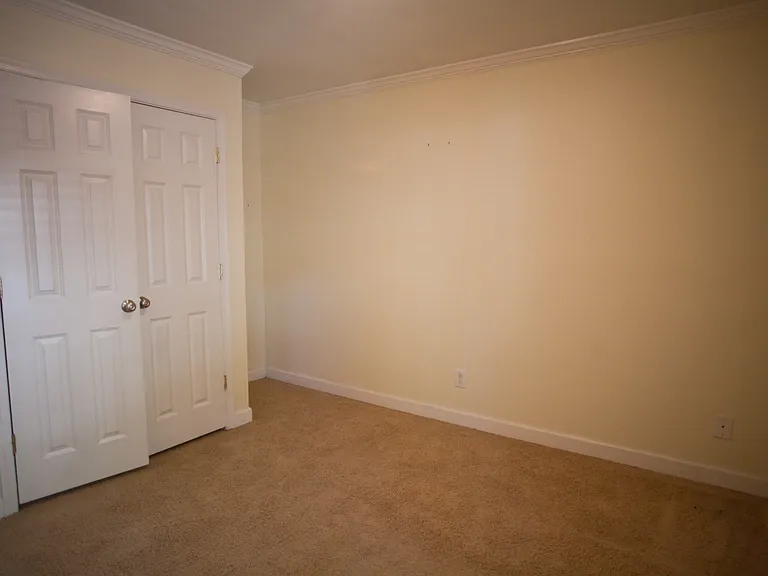 1513 E Franklin St #D137 — Photo 7
