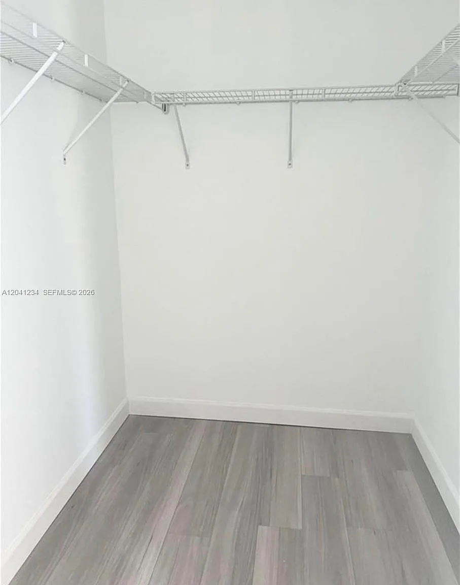 3 bed, 2.5 bath, 1584 sqft, $2,799 — Photo 4