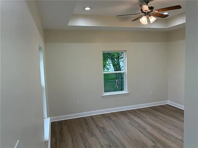 2407 Florence St — Photo 14