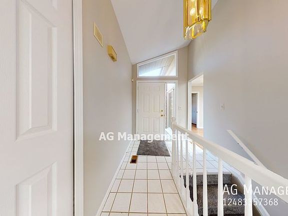 2nd image of 49270 Arlington Ct