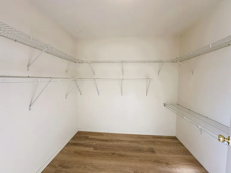 273 Rolling Springs Dr — Photo 28