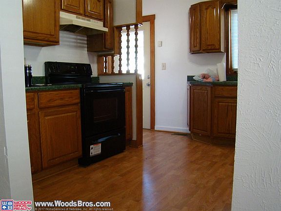 5th image of 3018 Dudley St