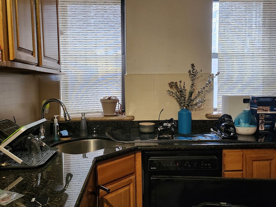 1st image of 29 Catherine St APT 4