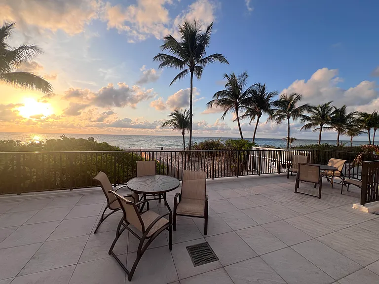 1950 S Ocean Dr #8Q — Photo 42